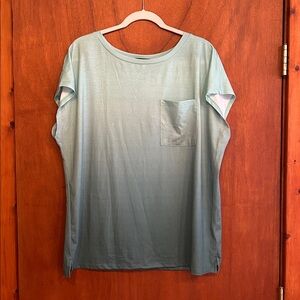 Ombre green top with pocket size XL NWT